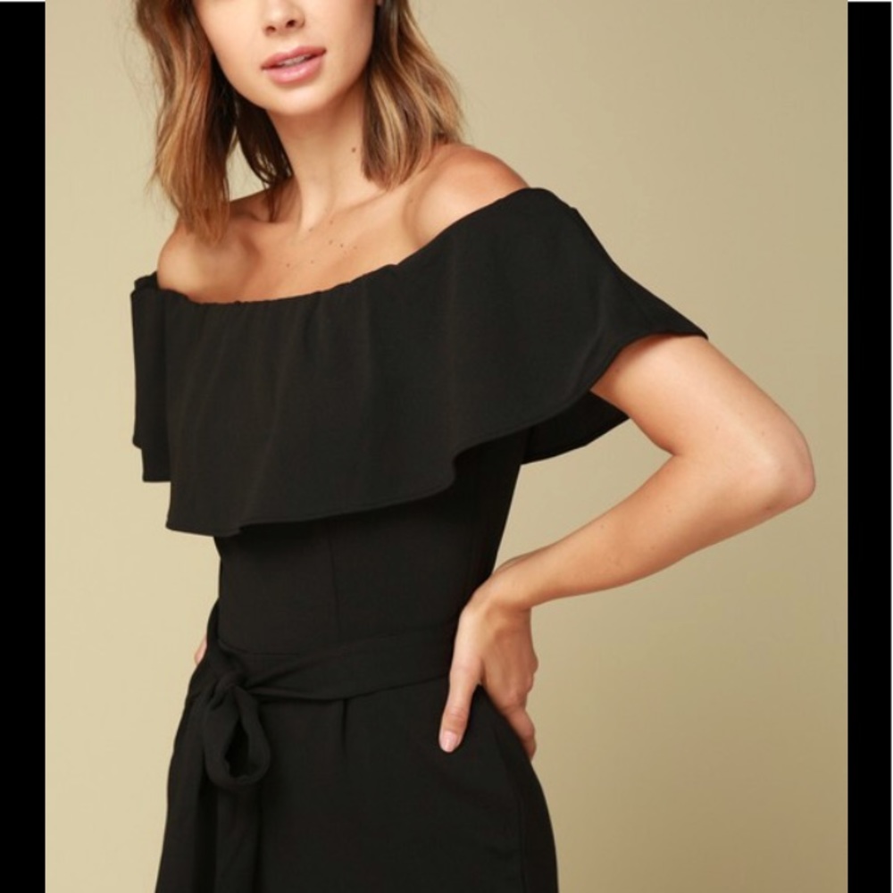 Off shoulder ruffle jumpsuit (LAST ONE ) - Picture 2 of 4